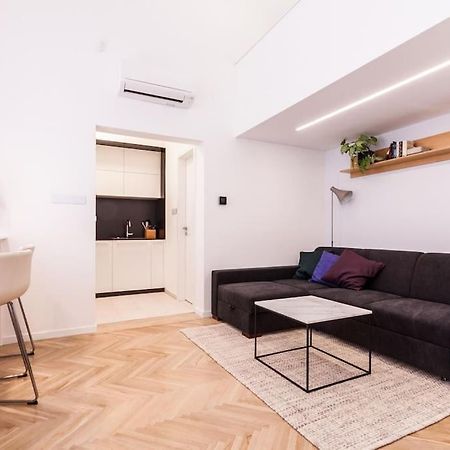 Eszter'S Lovely Downtown Apartment Budapest Esterno foto