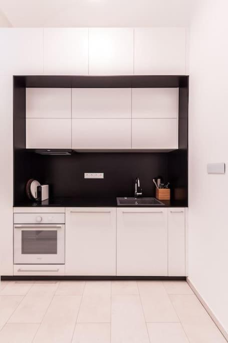Eszter'S Lovely Downtown Apartment Budapest Esterno foto