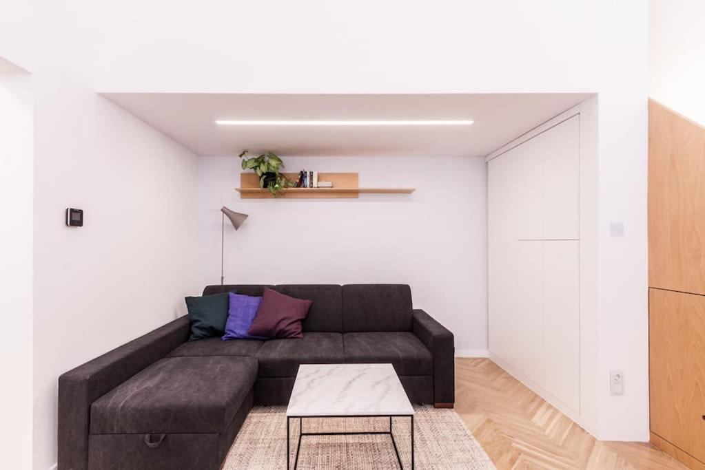 Eszter'S Lovely Downtown Apartment Budapest Esterno foto