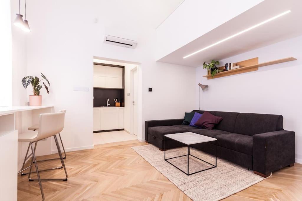 Eszter'S Lovely Downtown Apartment Budapest Esterno foto